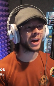 Extreme Snowboarding